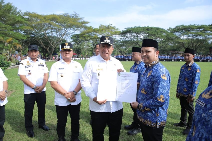 Pemkab Asahan Serahkan Petikan Keputusan Pengangkatan 2.514 PPPK Paruh Waktu