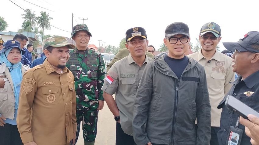 Wamendagri Tinjau Tiga Nagari Terdampak Bencana di Kabupaten Solok