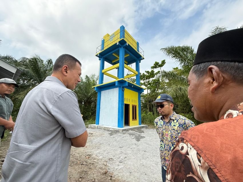 Anggota DPR RI Ijeck Saksikan Penyerahan Pamsimas di Desa Durian Kabupaten Deliserdang