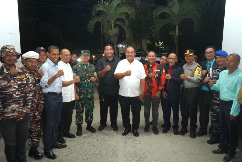 Bupati Asahan Tinjau Perayaan Malam Natal di Gereja HKBP dan GKPI Kisaran