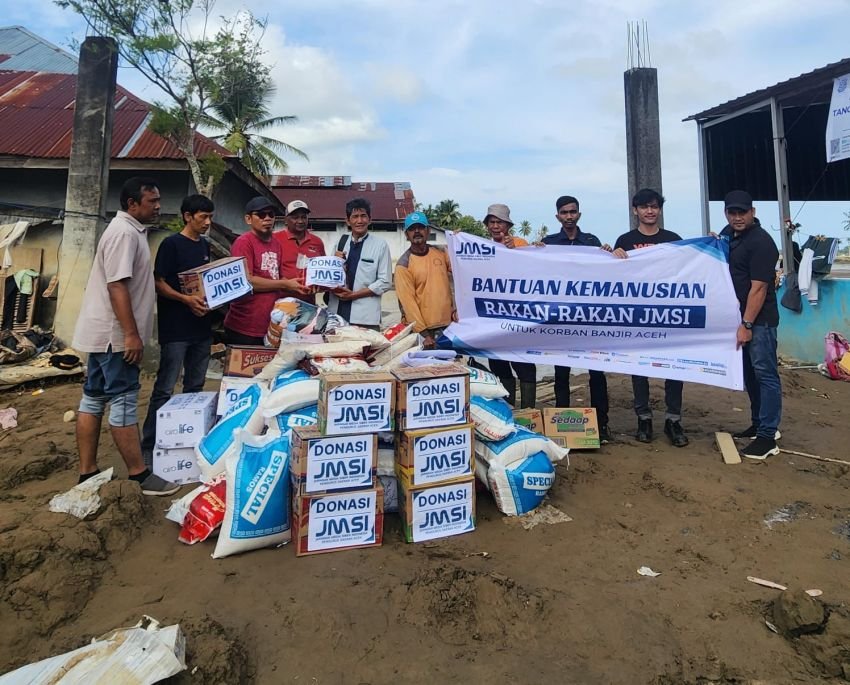 JMSI Bantu Korban Banjir Bandang di Aceh