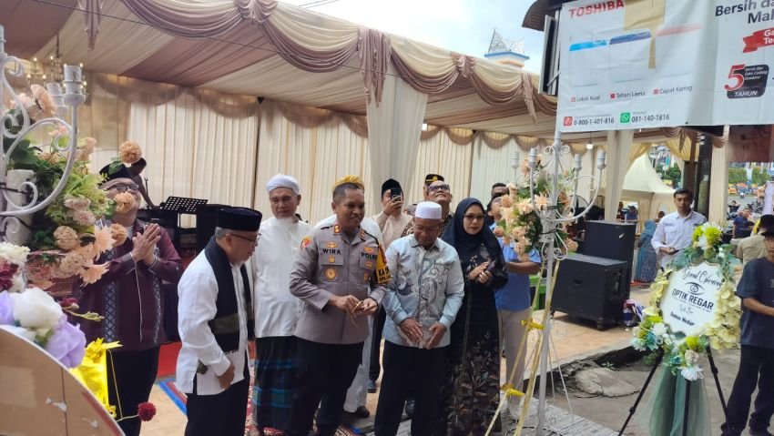 AKBP Wira Prayatna Hadiri Grand Opening Optik Regar Padangsidimpuan, Dorong Peningkatan Layanan Kesehatan Mata
