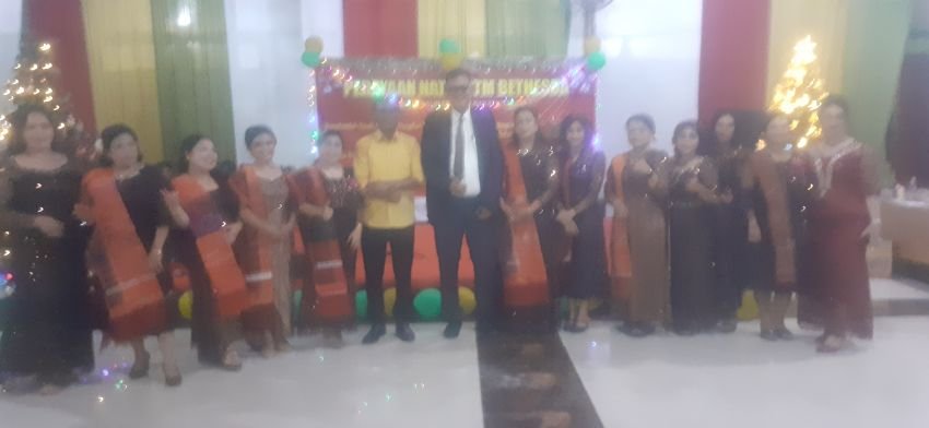 Dengan Tema "Kenakanlah Kasih Sebagai Pengingkat yang Mempersatukan dan Menyempurnakan", Perayaan Natal STM Bathesda 2025 Sukses