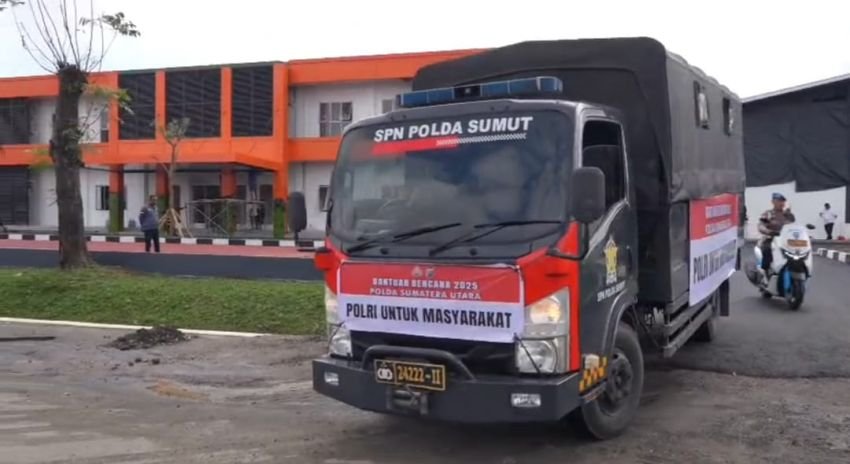 Polda Sumut Kirim Bantuan Kemanusiaan untuk Warga Aceh Tamiang yang Terisolir Banjir