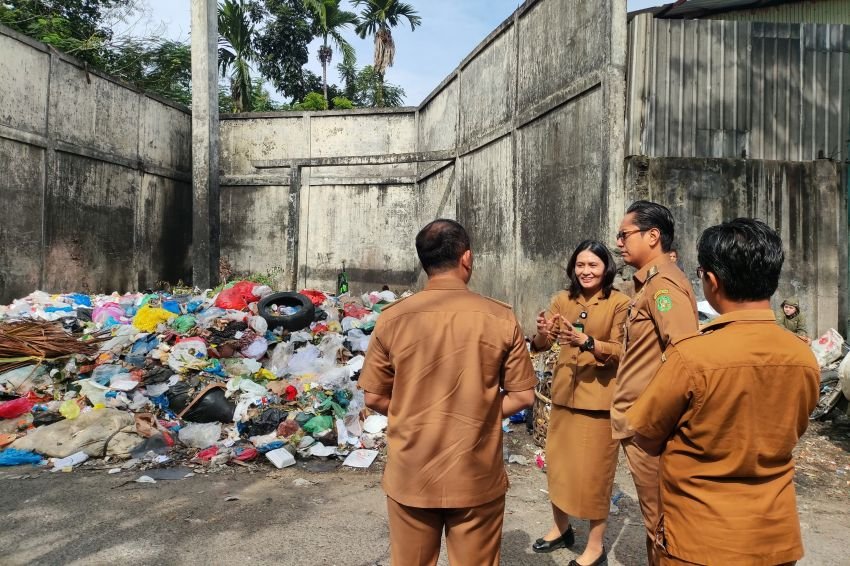 Pantau Penanganan Sampah, Rico Waas Minta Jajarannya Saling Koordinasi Agar Cepat Teratasi
