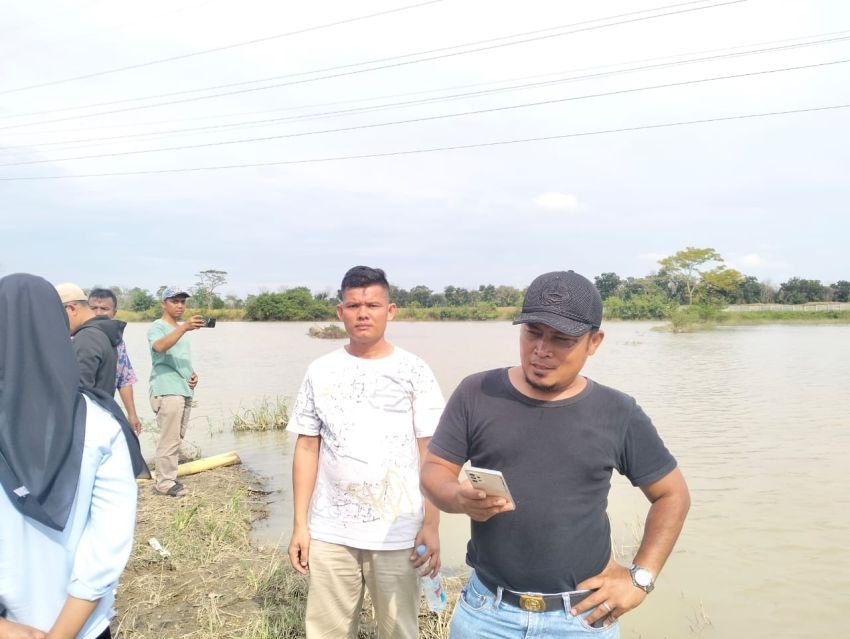 WARGA TANJUNG SARI DESAK PEMERINTAH TURUNKAN ALAT BERAT: SUMBER MUARA PEMICU BANJIR DI DUSUN II DESA SENA HARUS DITUTUP