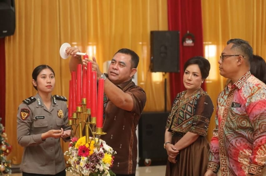 Kapolda Sumut Hadiri Perayaan Natal Polda Sumut 2025 di Gereja Oikumene Mapolda