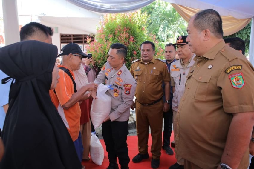 Pemkab Asahan Salurkan Bantuan Pangan untuk Warga Terdampak Banjir