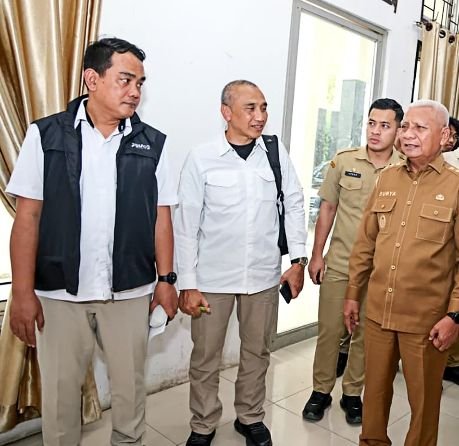 Wagub Sumut Pastikan Stok Beras Bulog Cukup untuk Korban Bencana Alam