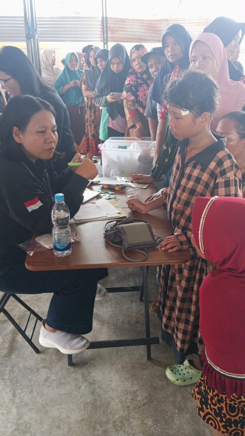 Dokkes Polresta Deli Serdang Turun Langsung Berikan Pelayanan Kesehatan Gratis Di Batang Kuis