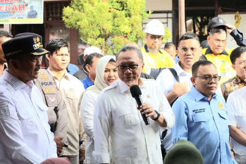 Bupati Madina Dampingi Dua Menteri Tinjau Pengungsi, Pemerintah Janji Percepatan Bantuan
