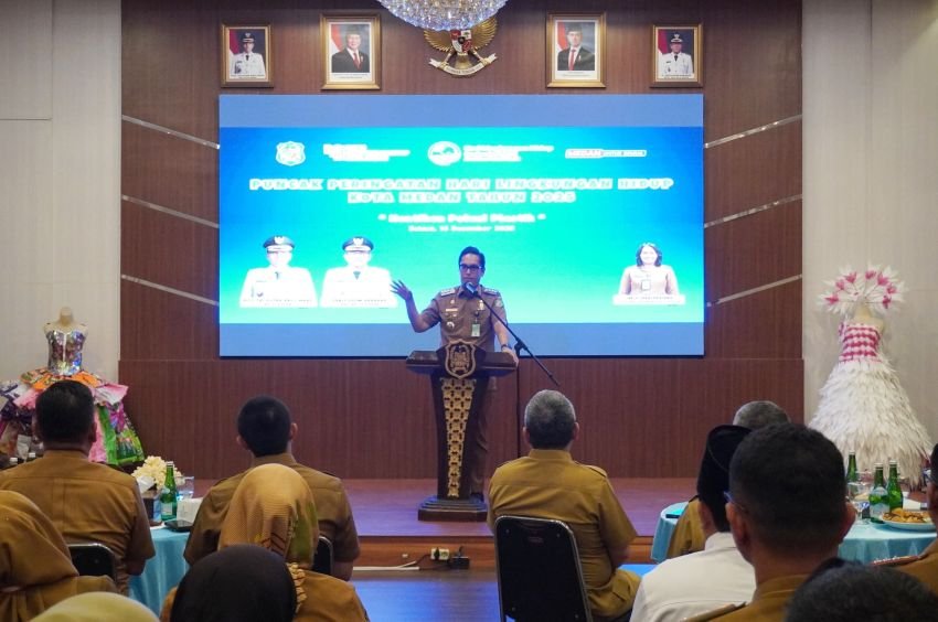 Peringatan Hari Lingkungan Hidup, Rico Waas: Mari Kita Kembali Kampanyekan Pengurangan Penggunaan Plastik Untuk Merawat Bumi