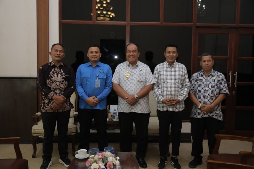 Bupati Asahan Terima Kunjungan Staf Khusus Kementerian Kelautan dan Perikanan RI