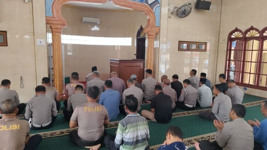 Wujud Solidaritas, Polresta Deli Serdang Gelar Salat Gaib dan Doa Bersama untuk Korban Bencana di Sumatera