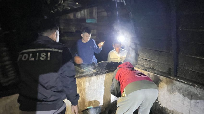 Polres Padangsidimpuan Cek dan Olah TKP Kebakaran Rumah Semi Permanen, Kerugian Capai Rp50 Juta