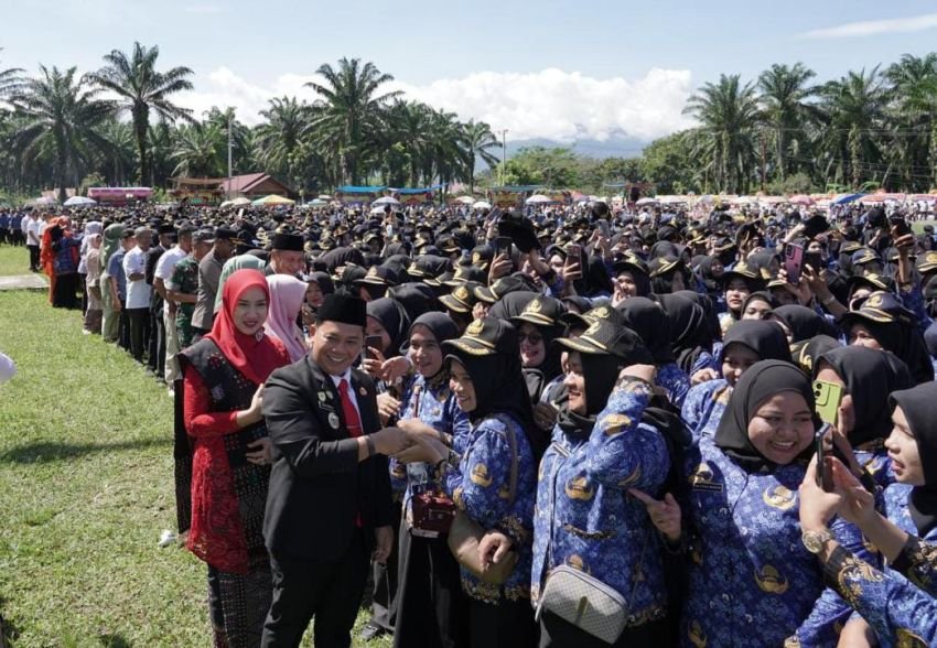 Sejarah Baru di Padang Lawas, Bupati PMA Lantik 1.811 PPPK Paruh Waktu Resmi Dilantik