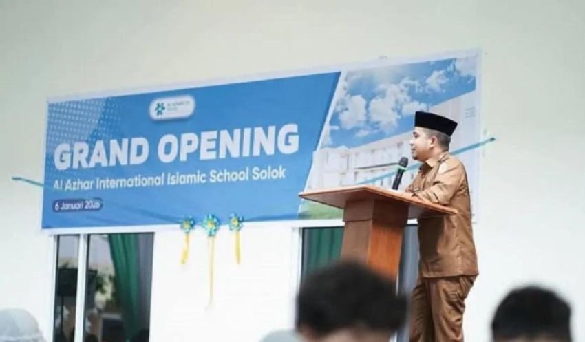 Walikota Solok, Dr. H. Ramadhani Kirana Putra Resmikan Gedung Al Azhar International Islamic School