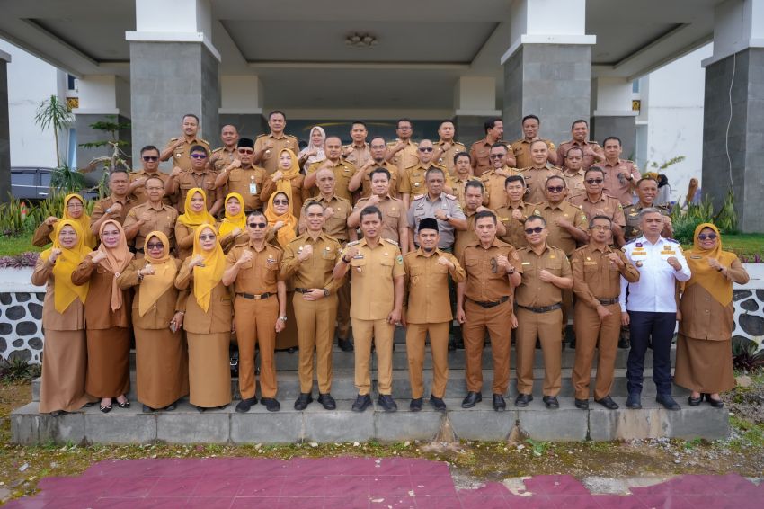 Bupati Solok Tekankan Kedisiplinan dan Peningkatan Pelayanan Publik