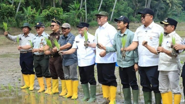 Wakil Wali Kota Solok, Suryadi Nurdal Hadiri Ground breaking.