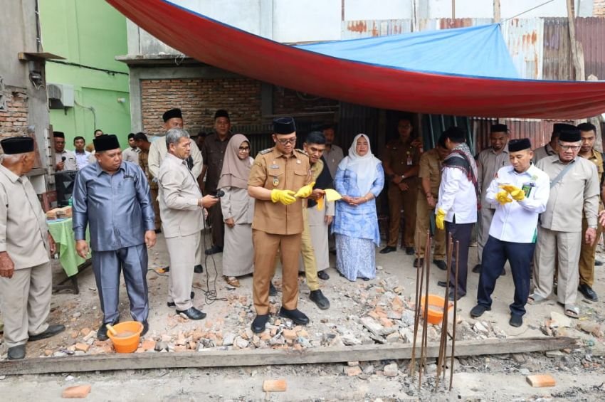 Wakil Wali Kota Tanjungbalai Hadiri Peletakan Batu Pertama Masjid Umul Qura