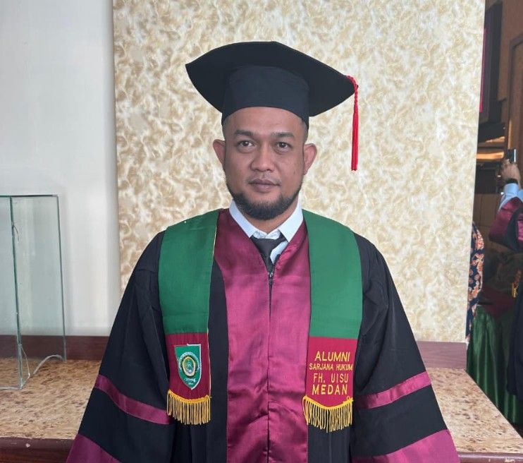 Pimpinan DPRD Medan, Hadi Suhendra Resmi Sandang Gelar Sarjana Hukum