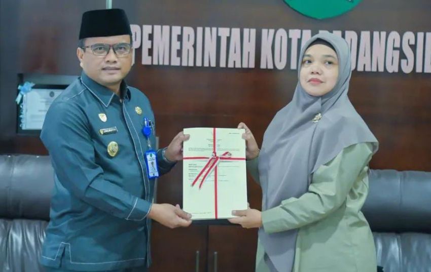 Perkuat Legalitas Aset, Pemko Padangsidimpuan Terima Puluhan Sertipikat Tanah