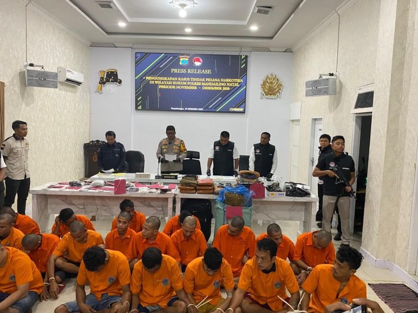 Jelang Tutup Tahun 2025, Peredaran Narkoba Digempur, Polres Madina Amankan 20 Tersangka