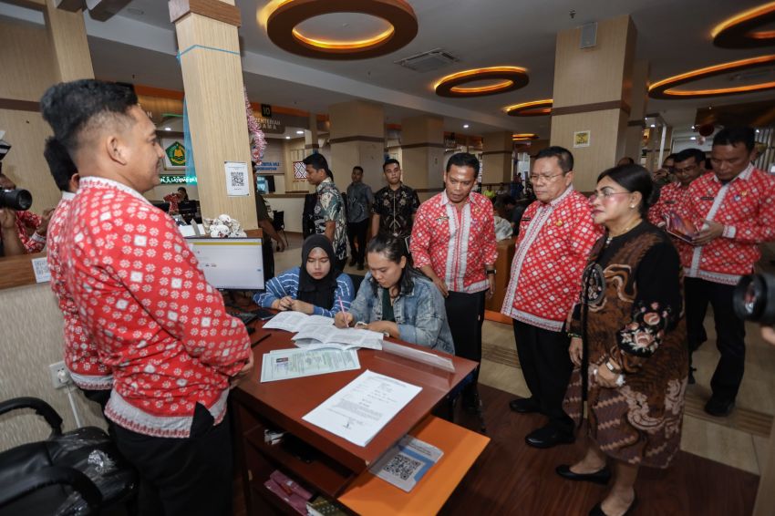 Walikota meninjau Mal Pelayanan Publik di Ramayana Lantai 3