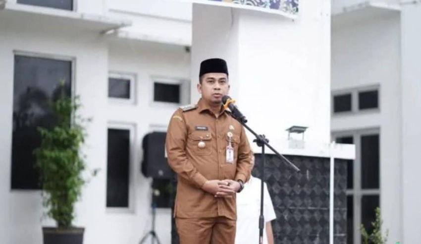 Wali Kota Solok, Dr. H. Ramadhani Kirana Putra, SE, MM, Pimpin Apel Perdana ASN
