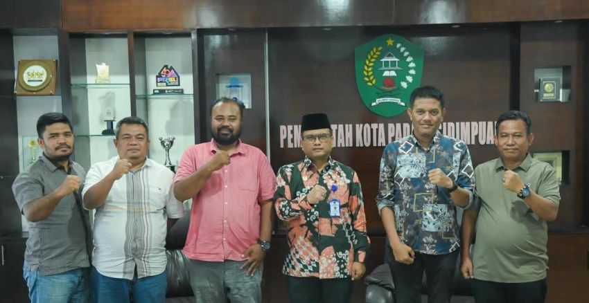 Wali Kota Padangsidimpuan Ajak Warga Ramaikan Laga Amal untuk Tapsel, Siap Digelar di Stadion H.M. Nurdin