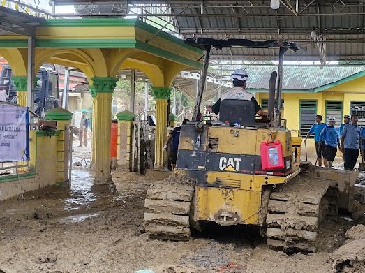 Kolaborasi YBM Dan TJSL, Ulurkan Kepedulian Untuk Masjid Alhuda Pascabanjir Aceh Tamiang