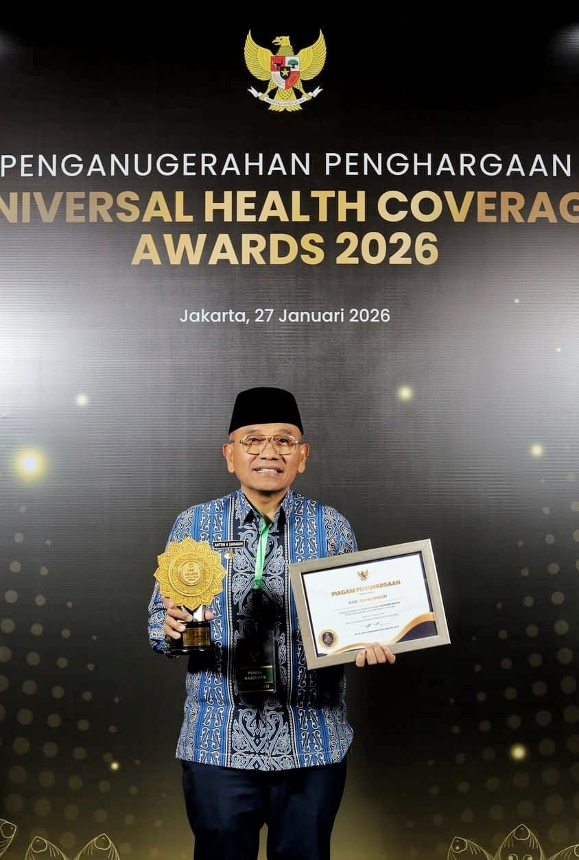 Bupati Simalungun Terima Penghargaan UHC Kategori Madya: Capaian Kepesertaan Tembus 101,67%