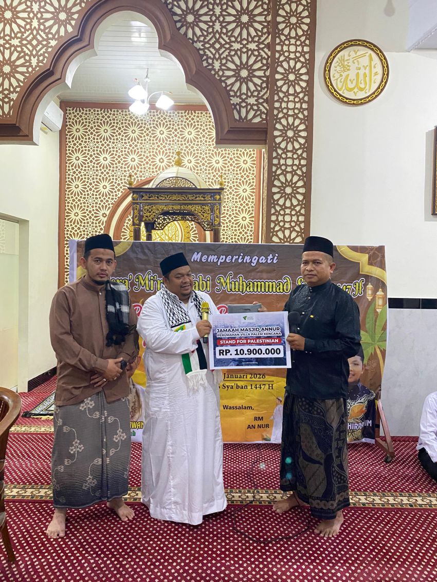 Peringati Isra&rsquo; Mi&rsquo;raj, Jamaah Masjid Annur Salurkan Donasi Palestina Rp10,9 Juta