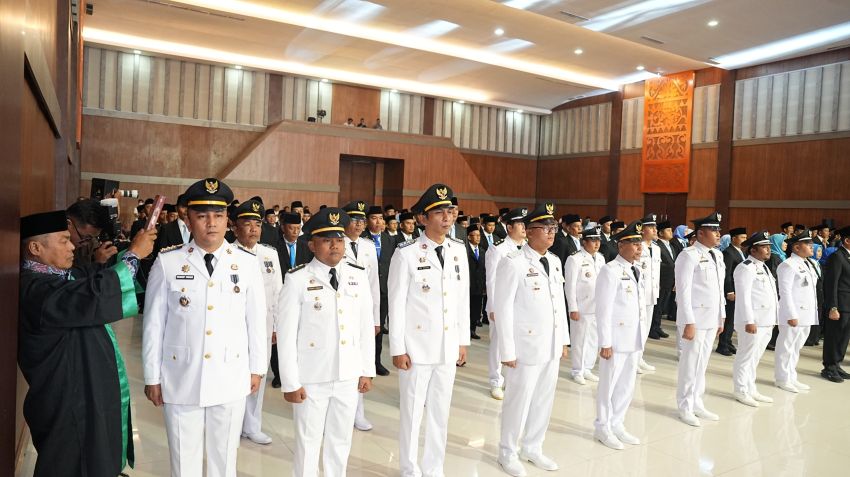 Lantik Ratusan Pejabat, Bupati: Ini Regenerasi