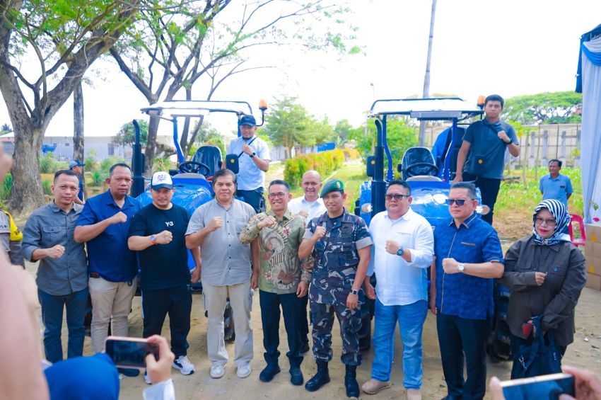 Petani Kota Medan Terima Bantuan Alsintan, Benih Padi, dan Sembako, Ini Kata Wakil Walikota Zakiyuddin