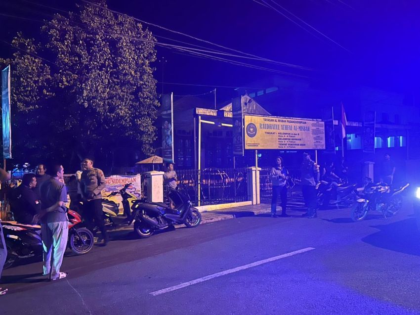 Call Center 110 Jadi Andalan Warga, Polres Padangsidimpuan Bubarkan Keributan Remaja di Samping Masjid Raya Al-Abror
