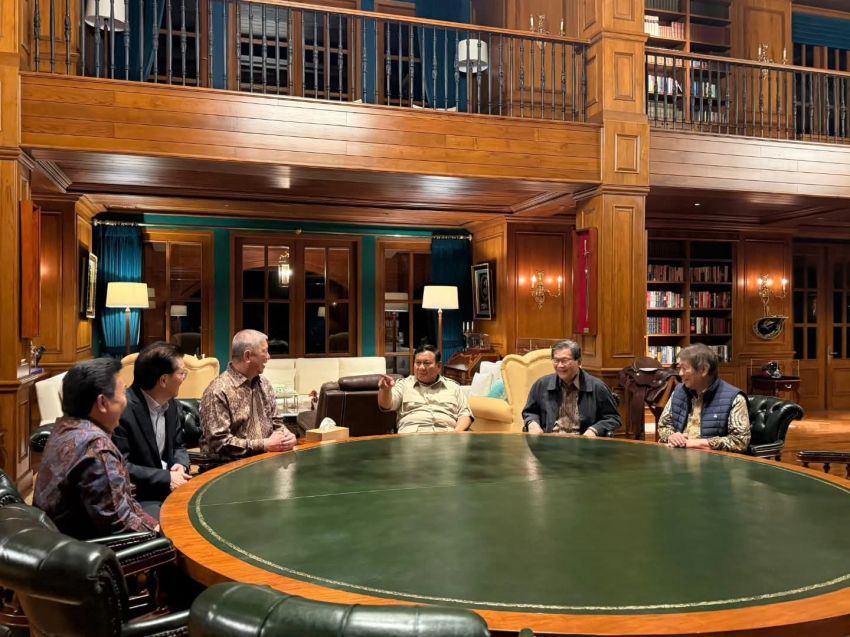 Prabowo Terima 5 Pengusaha di Hambalang, Tekankan Semangat Indonesia Incorporated