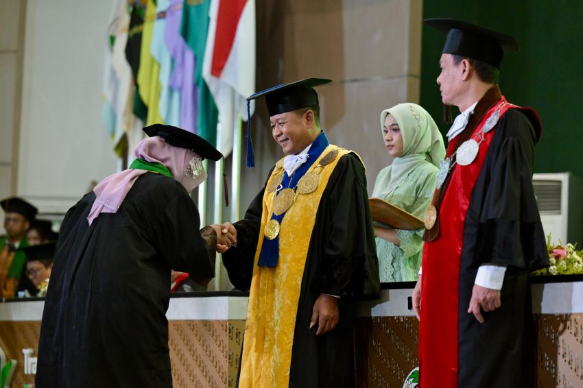 From Theory to Action, Ini Pesan Rektor USU Untuk 1.843 Wisudawan Yang Dilantik