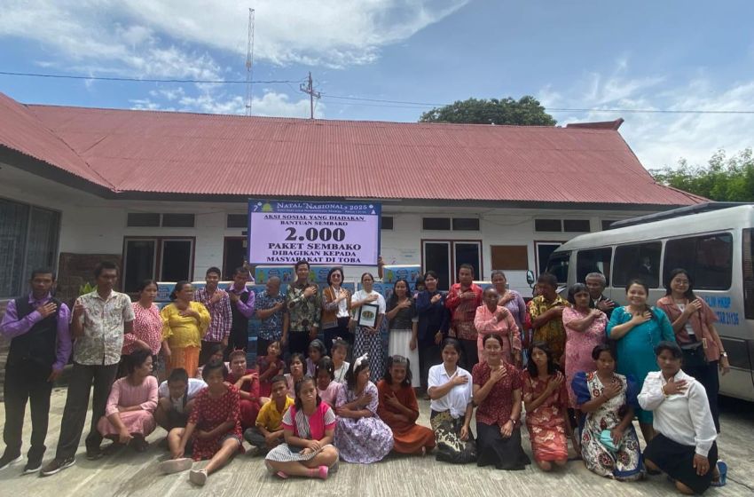 Panitia Natal Nasional Salurkan 2.000 Paket Bantuan Sembako untuk Warga di Kawasan Toba dan Tapanuli