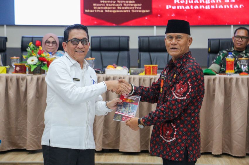 Launching dan Pendistribusian Buku &lsquo;Sejarah Perjuangan Masyarakat Kota Pematangsiantar