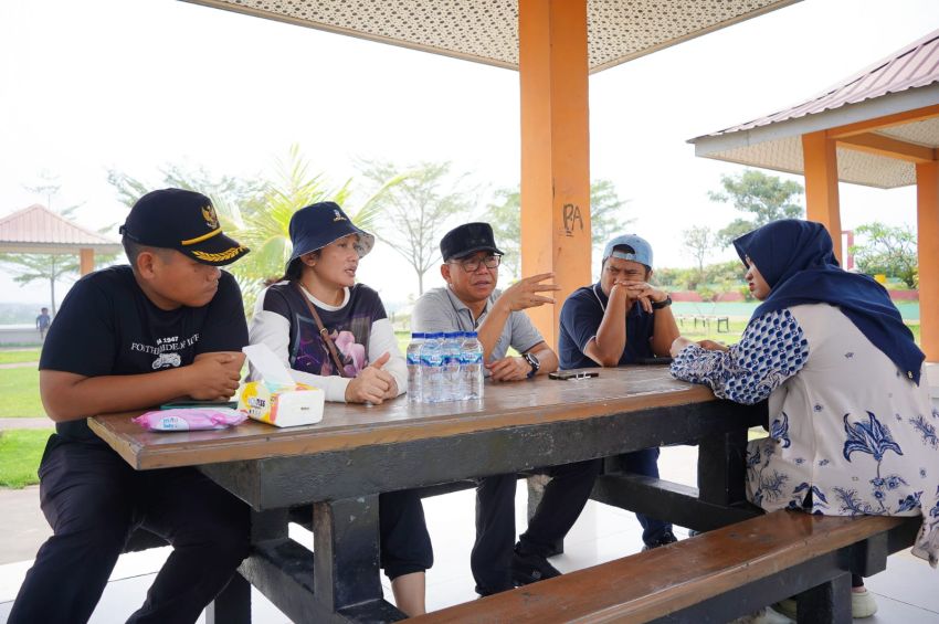 Sejalan dengan Program Presiden Prabowo, Pemko Medan Intensifkan Aksi Bersih-Bersih Lingkungan