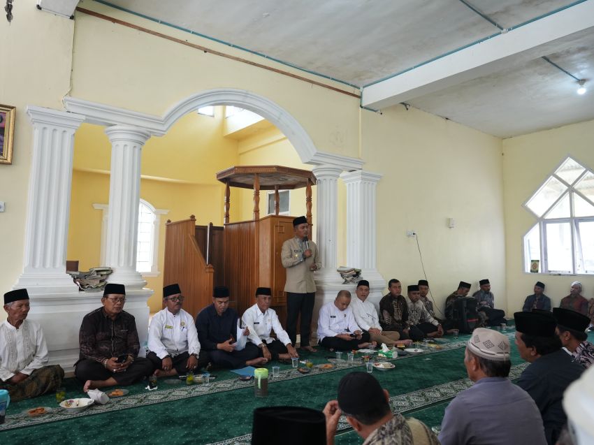 Pembebasan Lahan Pembangunan Jalan Nasional Air Dingin Bupati Solok Diskusi Bersama Masyarakat Terkait.
