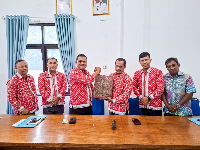 Dinas Kominfo Pematangsiantar Menandatangani Perjanjian Kinerja dengan OPD