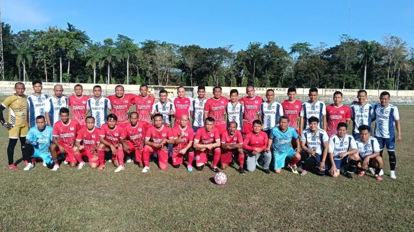 Selisih Satu Gol, Tim Sepak Bola Polres Sergai Taklukkan Kesebelasan Polresta Deli Serdang