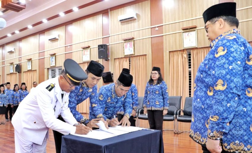 37 Pejabat Administrator dan Pengawas Di Lingkungan Pemkab Simalungun Dilantik Tahun 2026