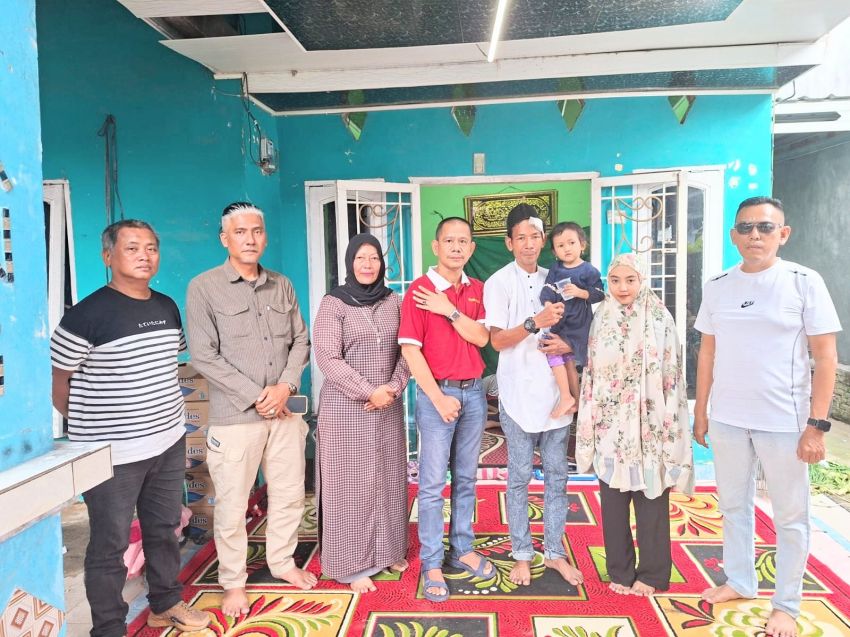 Wujudkan Solidaritas, Pewarta Polrestabes Medan Takziah ke Kediaman Redaktur Sumut24