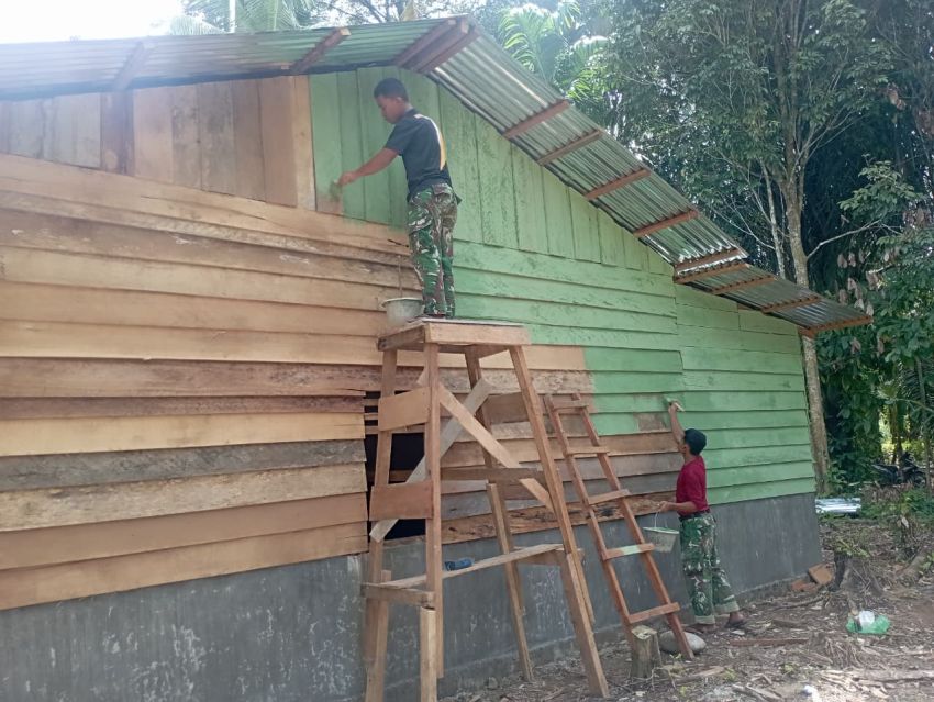 Dari Dinding Kusam Menuju Asa Cerah, TMMD Ke-127 Kodim 0212/TS Hadirkan Rumah Layak untuk Warga