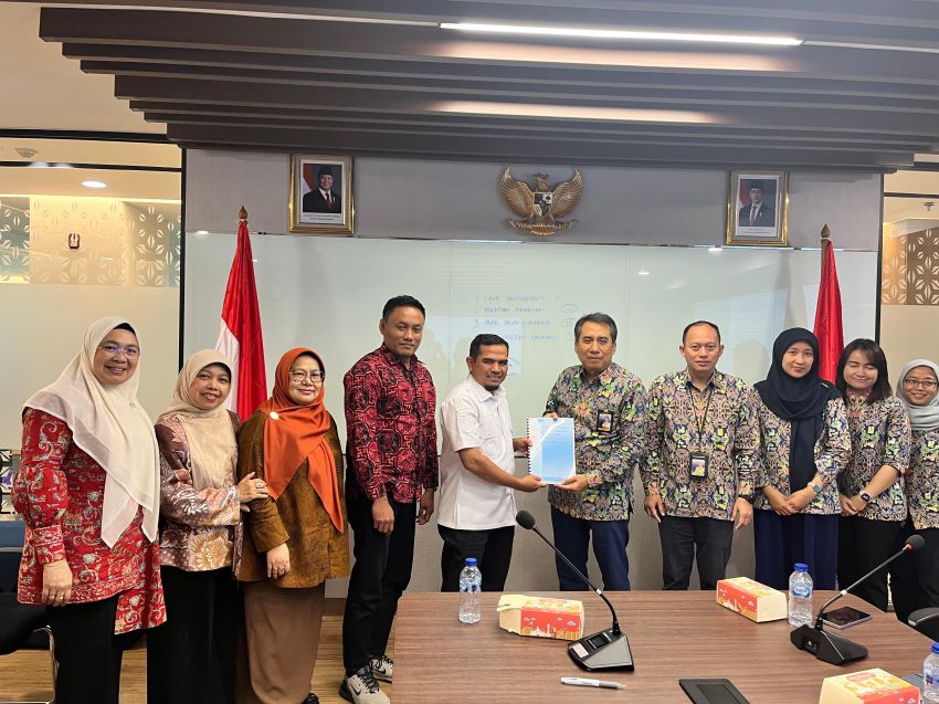 Dorong Pengelolaan Sanitasi dan Sampah Terpadu Berbasis Wilayah Pemkab Solok Perkuat Sinergi dengan Kementerian PU