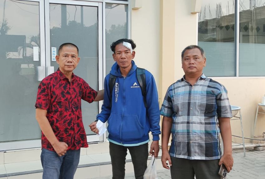 Ketua Pewarta Polrestabes Medan Jenguk Istri Wartawan Sumut24 yang Dirawat di ICU