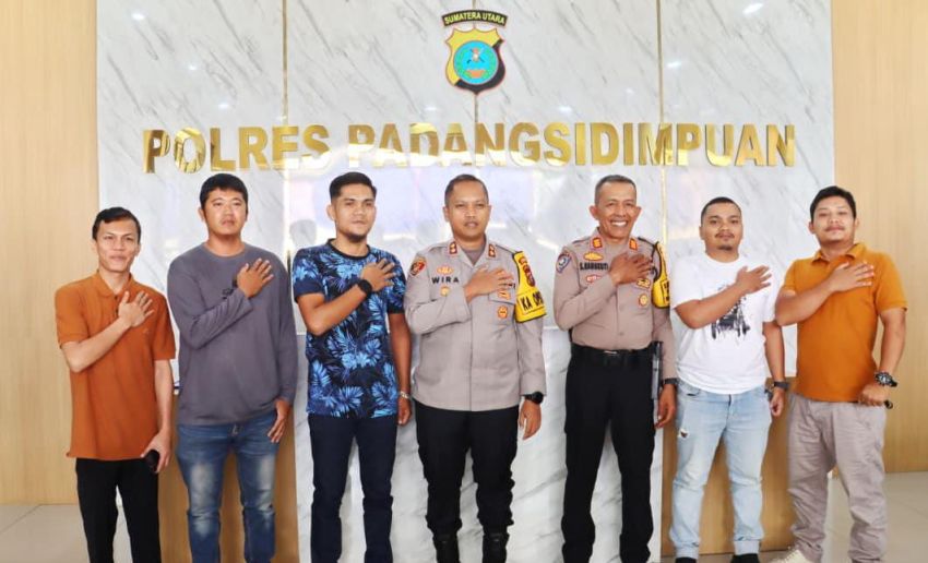 Parade Night 'Salumpat Saindege' 2026, Kapolres Padangsidimpuan Nyatakan Dukungan Penuh Kreativitas Anak Muda